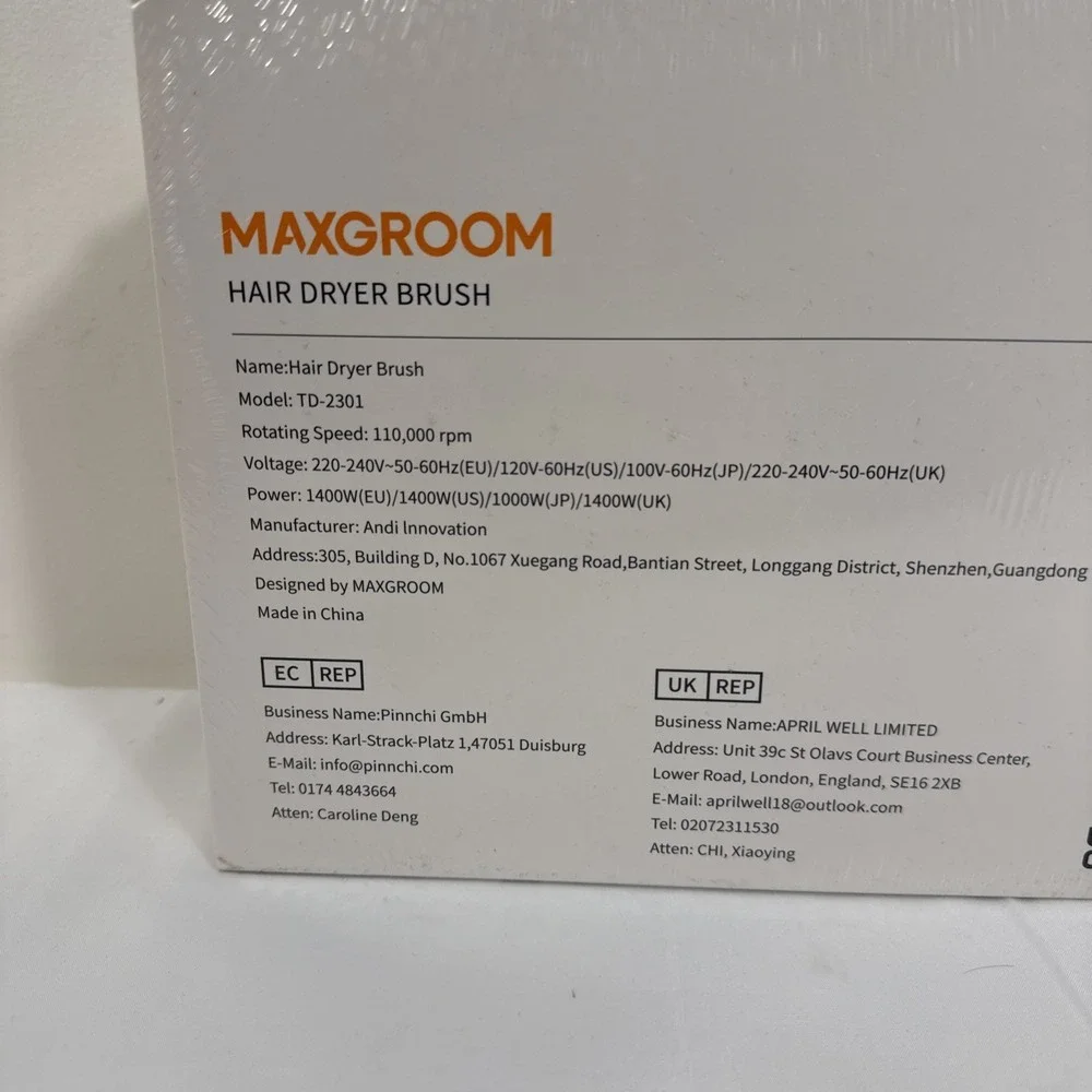 Maxgroom Factory Sealed New Hair‎ blow dryer brush High Speed Negative Ions